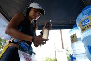 BIB: 201
                            <button type="button" onclick="openModal(21897073)" class="btn btn-primary btn-sm float-right btn-popup" data-toggle="modal" data-target=".modal-high-quality">
                        <i class="fas fa-shopping-cart"></i> Add to Cart
                    </button>
                                            <button type="button" onclick="isThisMe(21897073, true)" class="btn btn-success btn-sm float-right btn-popup btn-isme hidden" data-toggle="tooltip" data-placement="bottom" title="นี่คือรูปของคุณใช่ไหม คลิกที่นี่เพื่อเอาเข้าอัลบั้ม">
                        <i class="fas fa-plus"></i> Add to album
                    </button>
                    <button type="button" onclick="isThisMe(21897073, false)" class="btn btn-warning btn-sm float-right btn-popup btn-isnotme hidden">
                        <i class="fas fa-ban"></i> Remove from album
                    </button>